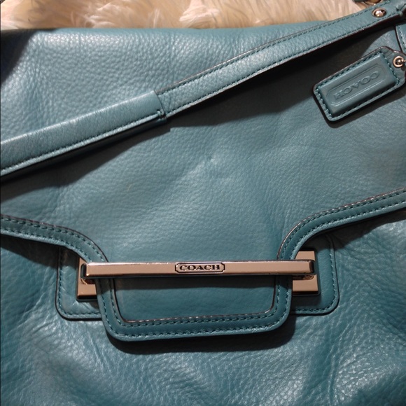 Authentic leather coach purse- real - Picture 5 of 5